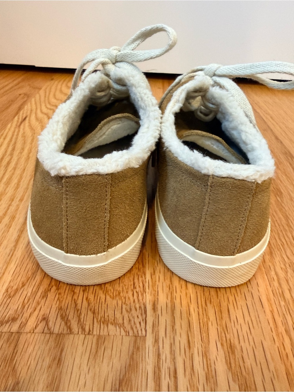 Veja Suede Wata II Low Fured Suede Sneakers - Picture 7 of 15